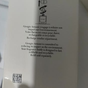 Aldığım Parfümler Sahte Ve Hasarlı Çıktı, Satıcıdan Hiçbir Dönüş Alamadım