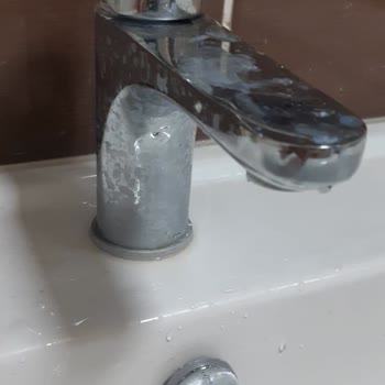 Artema Lavabo Bataryasında Kalıcı Su Lekesi Ve Garanti Sorunu