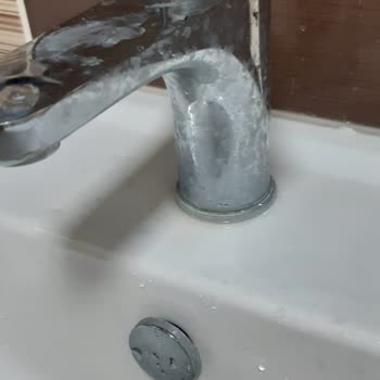 Artema Lavabo Bataryasında Kalıcı Su Lekesi Ve Garanti Sorunu