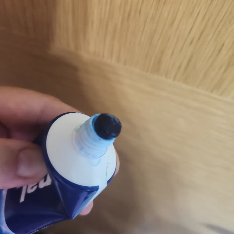 Signal White Now Diş Macunu Sağlık Riski Ve Şaşırtan Renk Sorunu