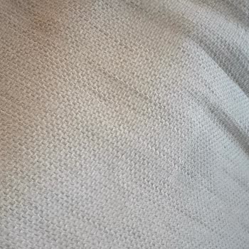 Parfüm Gömleğimde Leke Ve Renk Atmasına Sebep Oldu, Müşteri Hizmetleri Yanıt Vermiyor