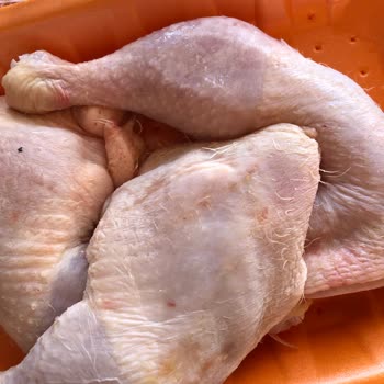 Aldığım Tavuk Butlarında Çok Sayıda Tüy Çıktı Temizlik Yetersizdi