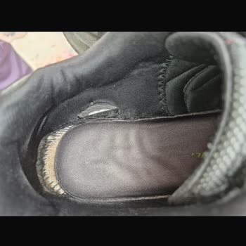 Kısa Sürede Yırtılan Ayakkabının Garanti Kapsamında Değişimi Reddedildi