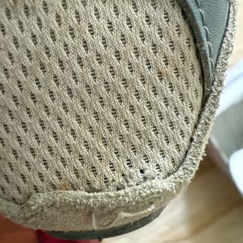 Kısa Sürede Deforme Olan Ayakkabıya Çözüm Sunulmuyor