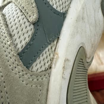 Kısa Sürede Deforme Olan Ayakkabıya Çözüm Sunulmuyor