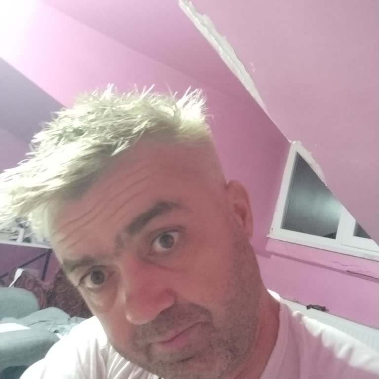 Saç Boyası Beklenen Gri Tonu Vermedi