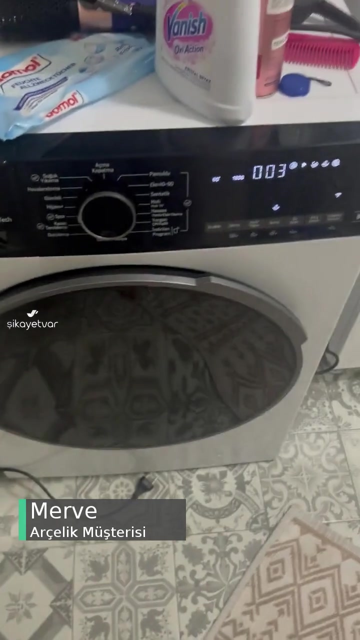 Arçelik Çamaşır Makinesi Gün Boyu Çamaşır Yıkıyor! videonun kapak resmi