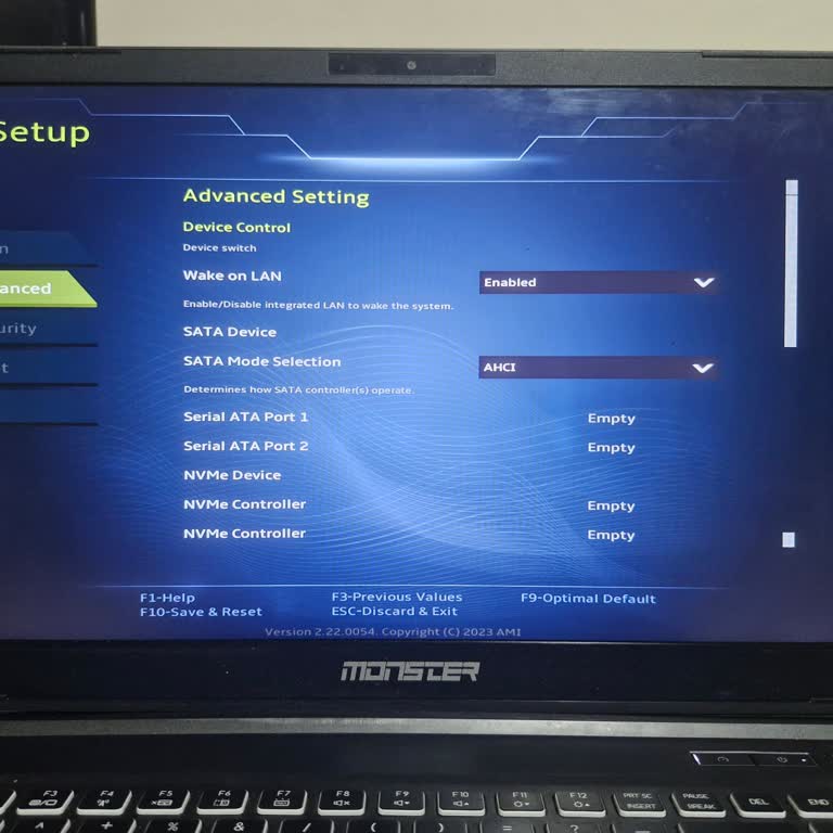 Monster Laptopumda Kronik SSD Sorunu Ve Veri Kaybı Mağduriyeti