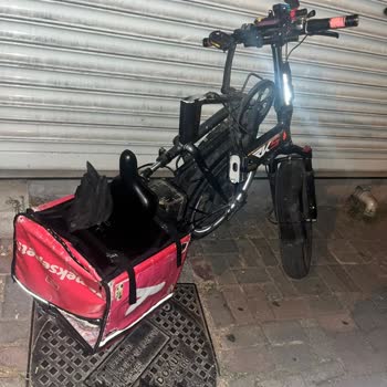 Elektrikli Bisikletin Kadrosu Aniden İkiye Ayrıldı Kaza Geçirdim