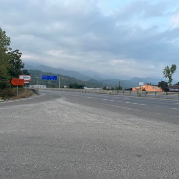 Metro Turizm Yolcuları Yol Üstünde Mağdur Bıraktı