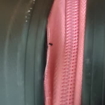 A101'den Aldığım Valizler Garanti Süresinde Arızalandı, Çözüm Sunulmadı