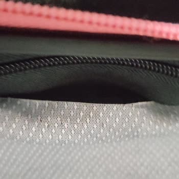 A101'den Aldığım Valizler Garanti Süresinde Arızalandı, Çözüm Sunulmadı