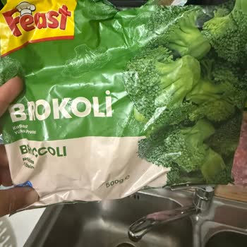 Feast Dondurulmuş Brokoli Sadece Kalın Saplardan Oluşuyor!