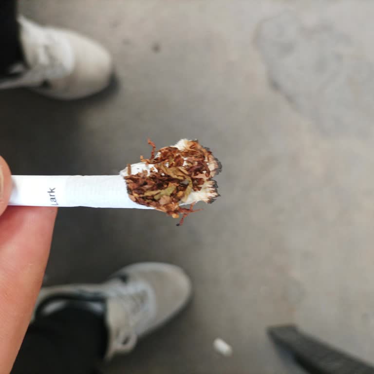 Sigara Paketinde Tütün Dışı Madde Sorunu