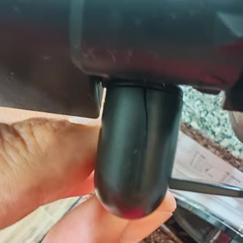 Arçelik Espresso Makinesinin Süt Köpürtme Borusu 1 Yıl Dolmadan Çatladı