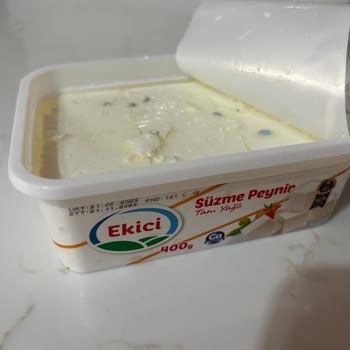 Kapalı Ambalajda Küflü Peynirle Karşılaştım Gıda Güvenliği Endişesi Yaşıyorum