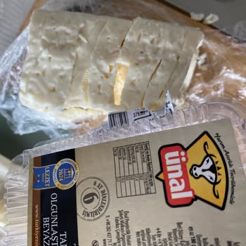 Birleştirilmiş Peynir Ve İlgisiz Mağaza Yönetimi Müşteri Memnuniyetini Zedeliyor