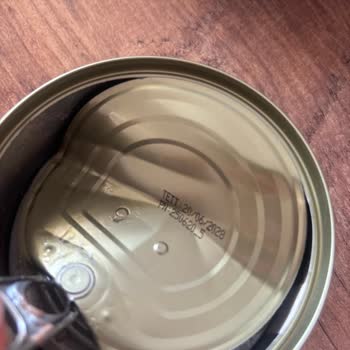 Konserve Hindi Tandırda Ahşap Parçası Çıktı, Sağlığım Tehlikeye Girdi