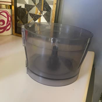 Karaca Züccaciye Mutfak Robotunun Kulpu Koptu Ve Aparat Kırıldı