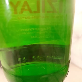 Kızılay Maden Suyunda Şişe İçinde Yabancı Maddeyle Karşılaştım