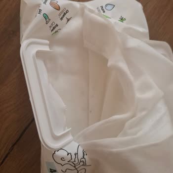 Islak Mendillerde Görülen Lekeler Hakkında Bilgilendirme Talebi