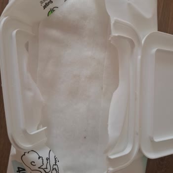 Islak Mendillerde Görülen Lekeler Hakkında Bilgilendirme Talebi