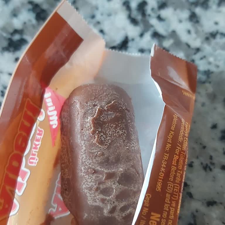 Taze Alınan Çikolatanın Bozuk Çıkması Şaşırttı