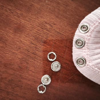 İlk Kullanımda Çıtçıtları Kopan Bebek Zıbını İçin İade Talebi