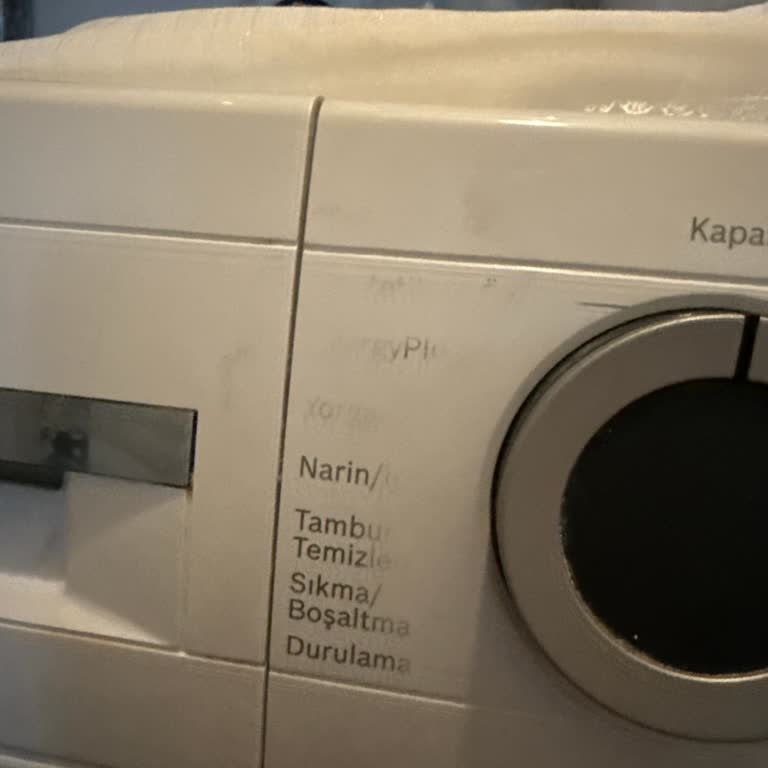 Bosch Çamaşır Makinesinde Yazıların Silinmesi Ve Tamburdan Gelen Ses Sorunu