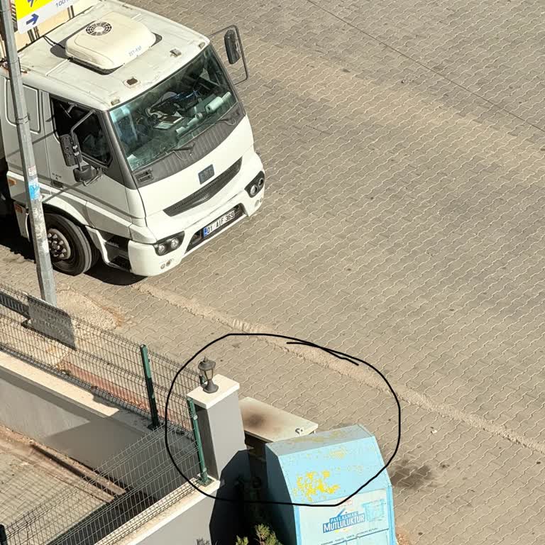 Adana Sıcağında Günlerdir Süren Elektrik Kesintisi Mağduriyeti