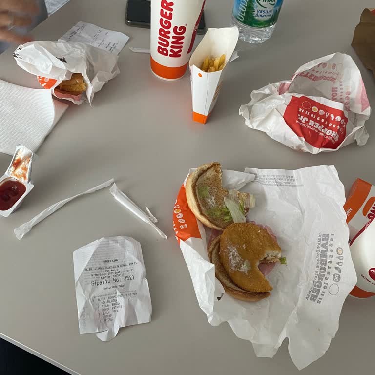 Eksik Köfteburger Ve Malzeme Sorunu Yaşadım