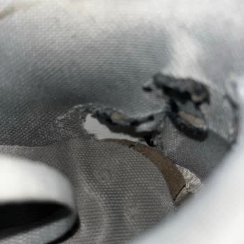 Adidas Ayakkabımın İç Astarı Açıldı, İnceleme Sonucu Reddedildi