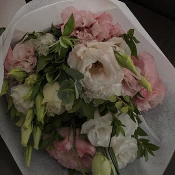 Siparişimde Eksik Ve Solmuş Çiçekler Teslim Edildi