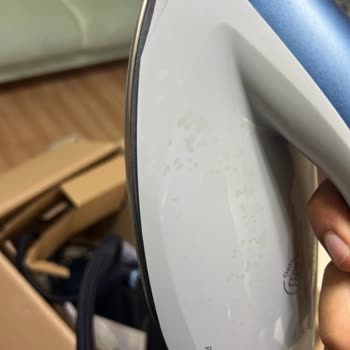 Yeni Alınan Ütüde Lekelenme Sorunu Ve Mağazadan Destek Alamama