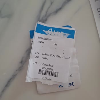 Ajet Uçuşunda Bilet Ve Valiz Krizi: Eksik Bilgilendirme, Kayıp Eşya Ve Ekstra Masraflar