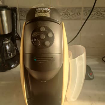 Nescafe Gold Mycafe Kahve Makinesi Su Tankı Parçası Eridi, Yedek Parça Bulunamıyor