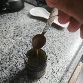 Aldığım Çam Kozalağı Macunu Orijinal Değildi, Firma Dönüş Yapmadı