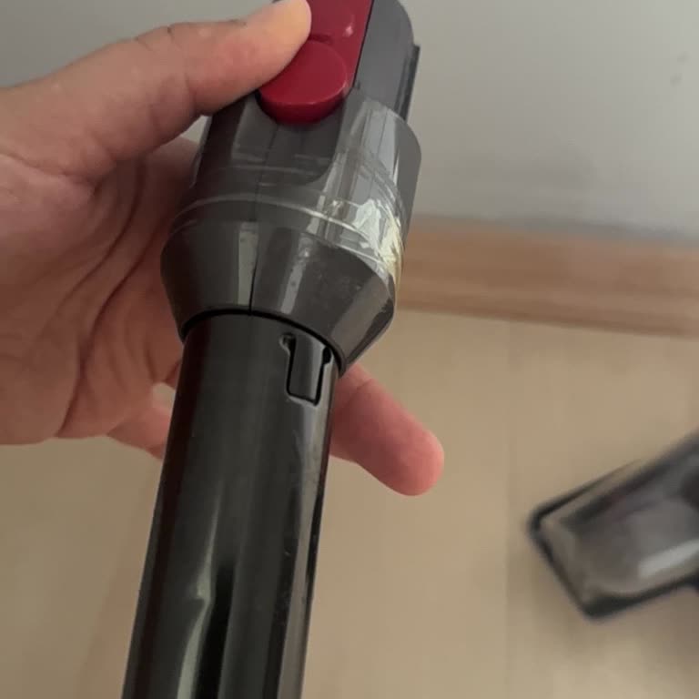 Dyson Süpürge Borusu Kırıldı Garanti Çözüm Sunmuyor