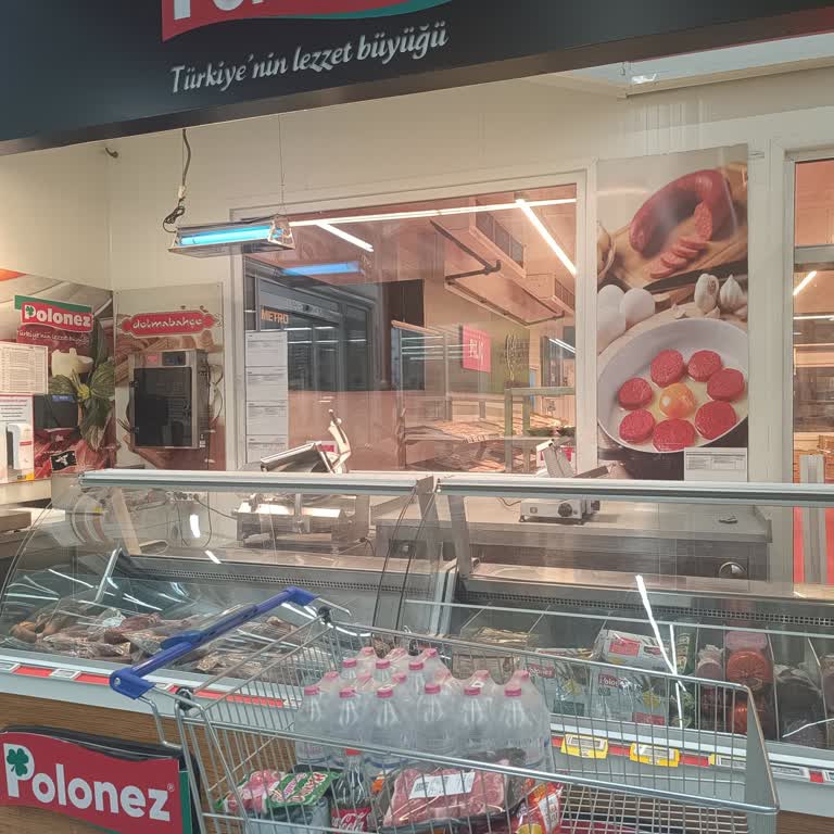 Metro Grossmarket Şarküteri Tezgahında Sürekli Personel Eksikliği ve İlgisizlik