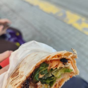 Donas Siparişimde Sinek Çıkması Hijyen Endişesi Yarattı