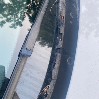 BMW Ön Cam Fitilinin Erken Deformasyonu Hayal Kırıklığı Yarattı