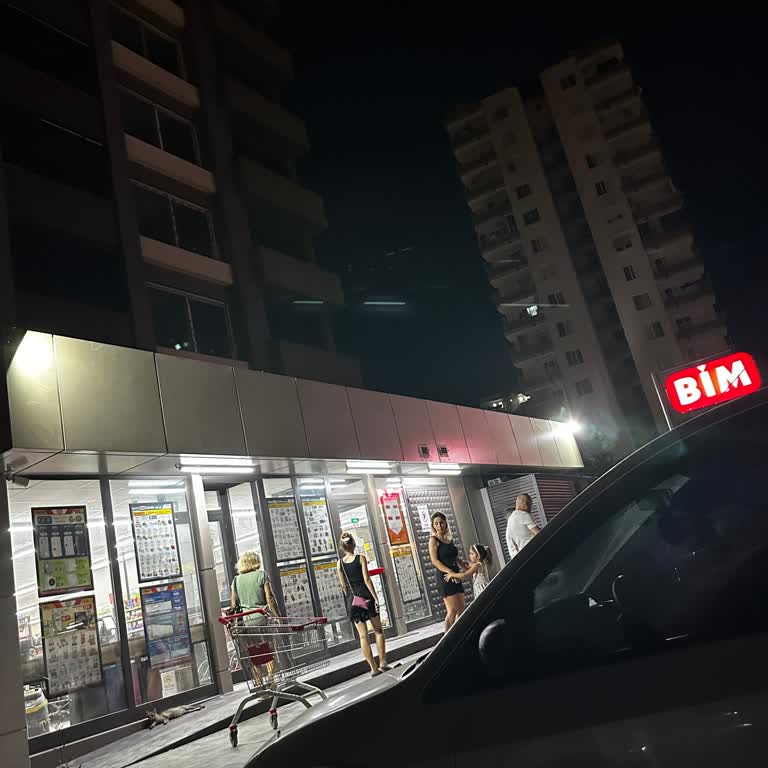 BİM Tömük Şubesinde Çalışanların Davranışlarıyla İlgili Şikayet