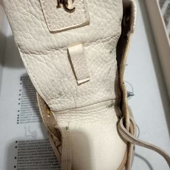 Kısa Sürede Küflenen Ayakkabı Ve Olumsuz İnceleme Sonucu Hayal Kırıklığı