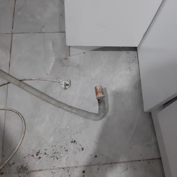 Vestel Bulaşık Makinesi Sürekli Su Kaçırıyor Servis Çözüm Sunmuyor