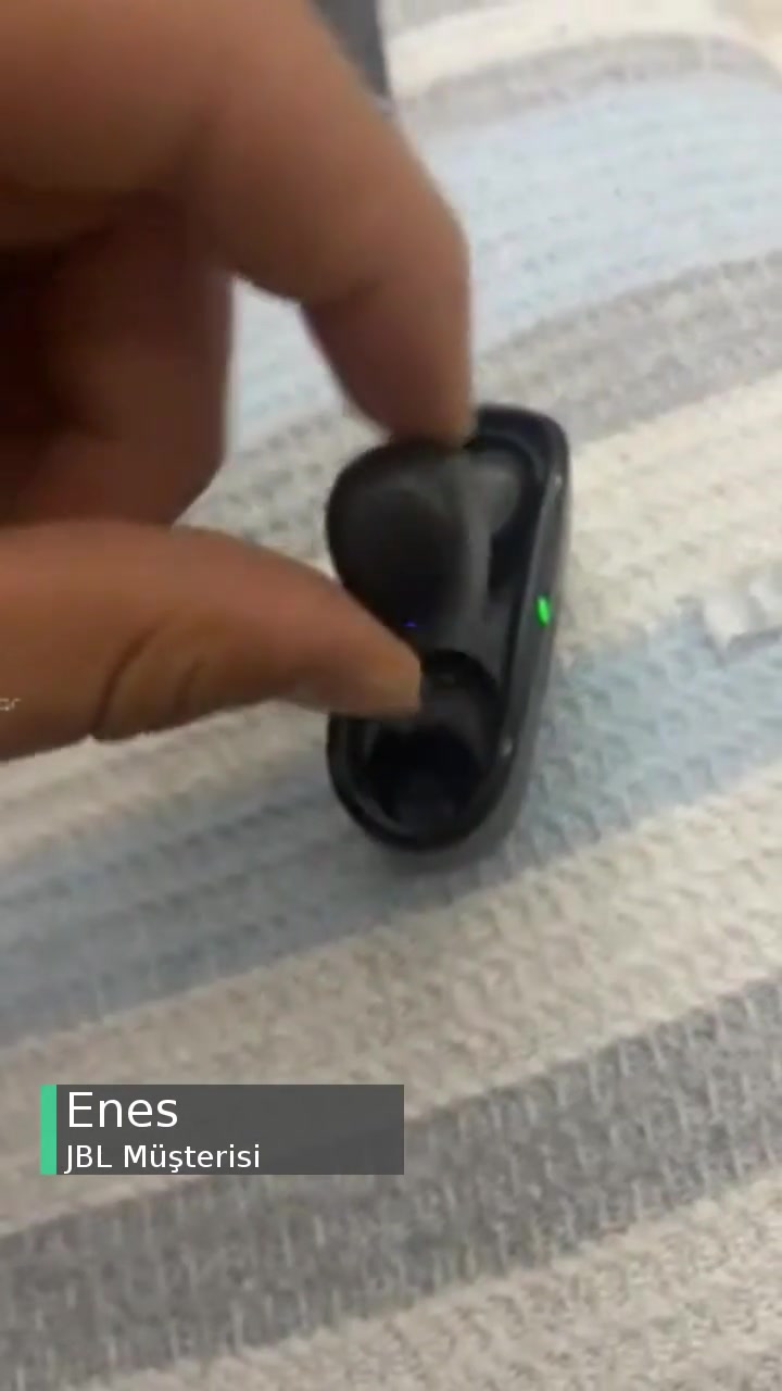 JBL Wave Buds Sol Kulaklık Şarj Yeri Geriye Kaçmış Durumda videonun kapak resmi