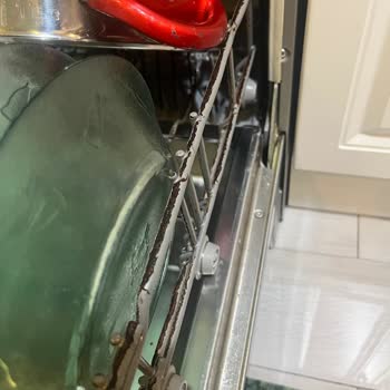 Bosch Bulaşık Makinesi Sepetlerinde Erken Paslanma Ve Dökülme Sorunu