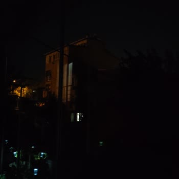 Sürekli Arızalı Sokak Lambaları Nedeniyle Güvenlik Sorunu