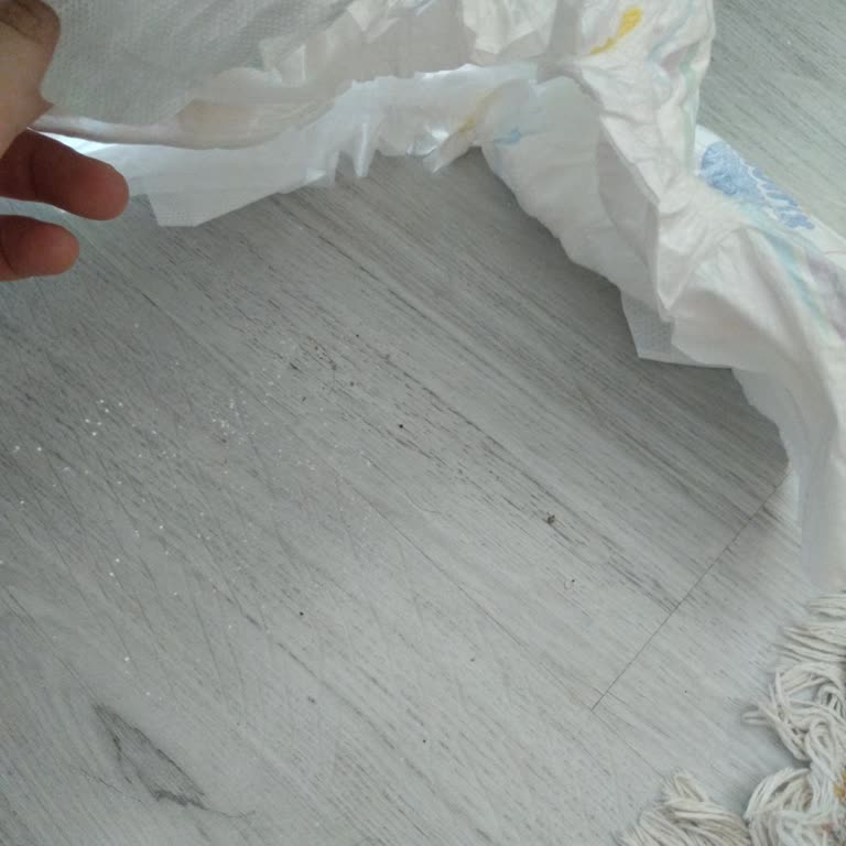 Aldığım Bebek Bezlerinde Kum Tanesi Gibi Parçacıklar Çıktı, Mağduriyetim Giderilmiyor