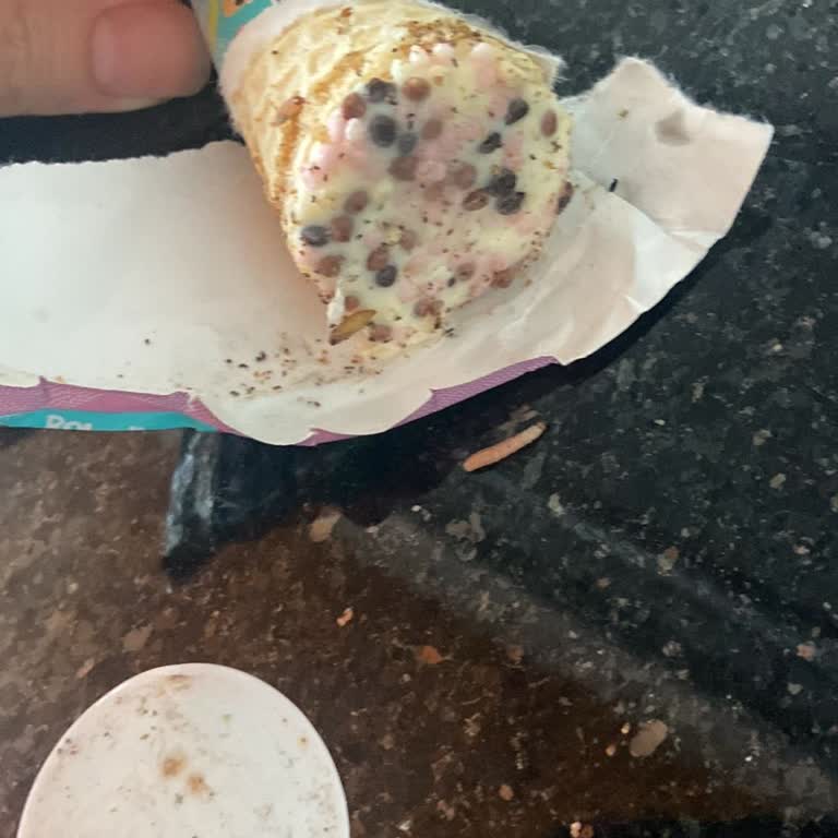 Aldığım Üründe Kurt Çıkması Hayal Kırıklığı Yarattı