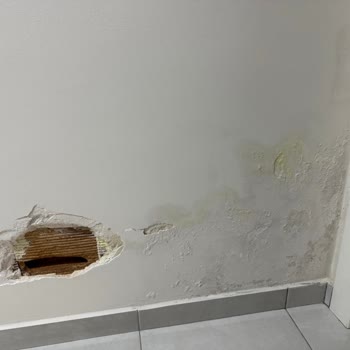 Visam Gömme Rezervuarda Sürekli Su Sızıntısı Ve Çözülmeyen Sorun